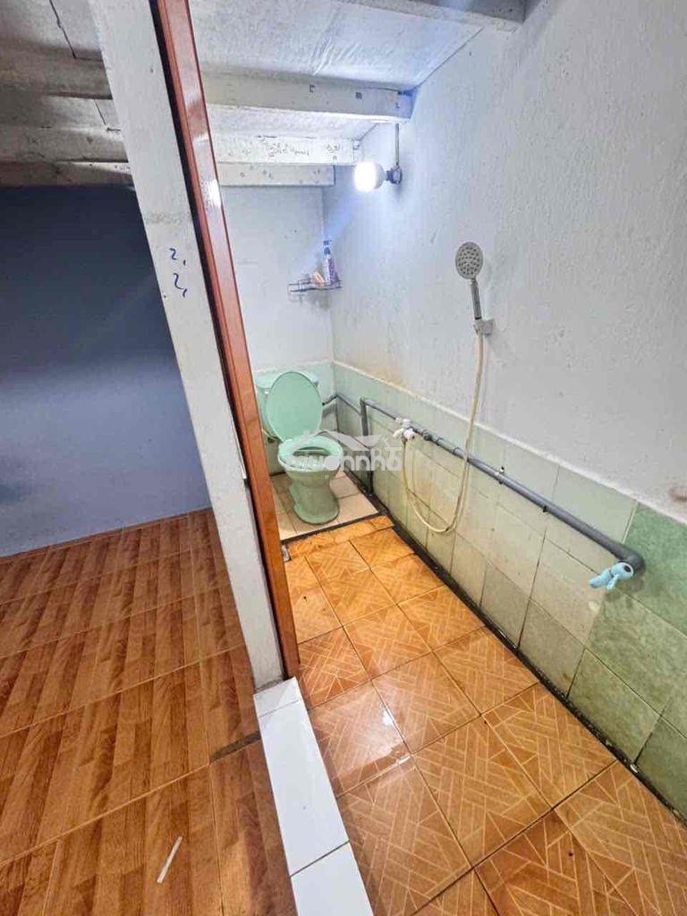 Cho thuê phòng 220/19 tô hiệu giờ giấc tự do tolet riêng có gác - Ảnh 2