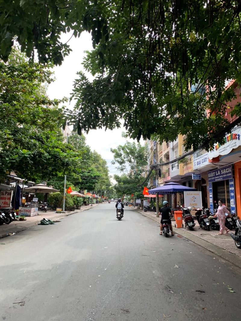 Bán nhà mặt tiền phân lô cao lỗ, 4 tầng sân thượng 4pn phường 4 quận 8, khu vip parc mall