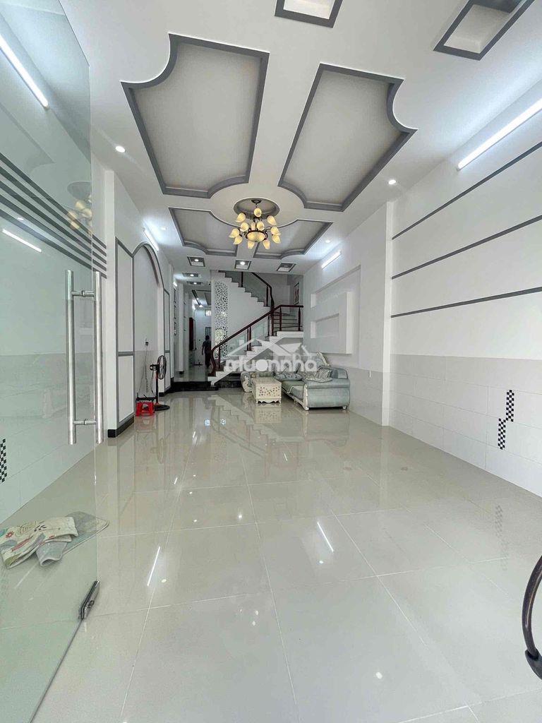 Nhà mới 2 lầu 4pn full nội thất kdc hưng phú 1 (gần st. go)