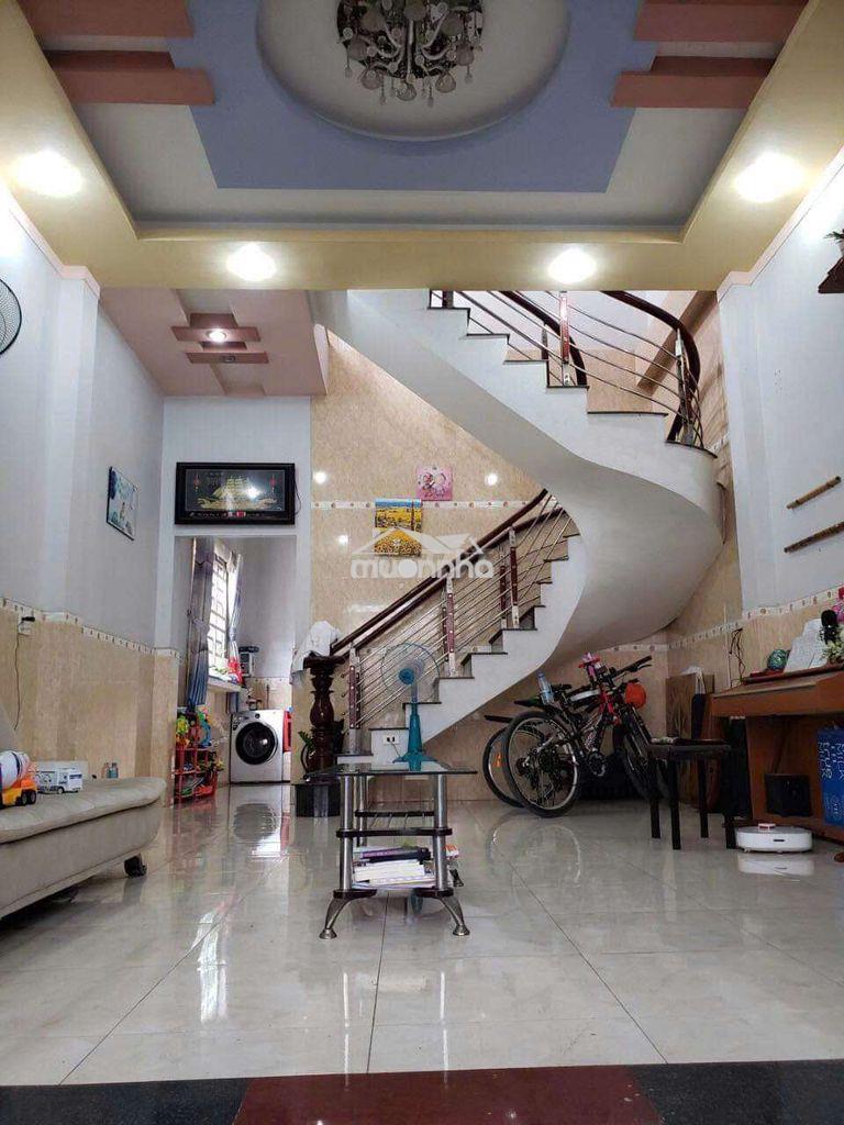 Chính chủ cần bán nhà về quê