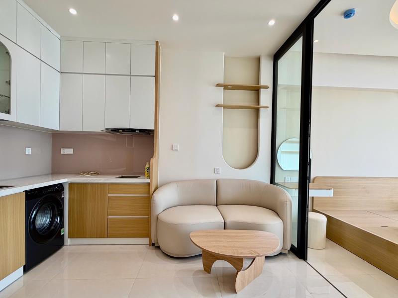 Modern fully furnished 1-bedroom apartment for rent in ho chi minh city  ✨ modern and cozy 1-bedroom apartment with a clean, minimalist design.  🏡 apartment features:  * fully furnished * bright and 