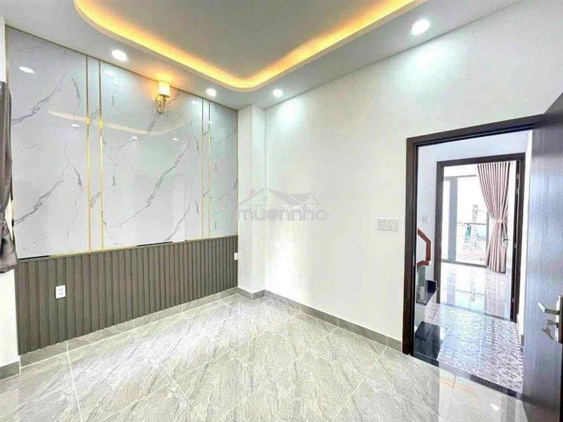 Cho thuê nhà quận 7 hẻm 645 trần xuân soạn, trệt lầu giá tốt 10 triệu