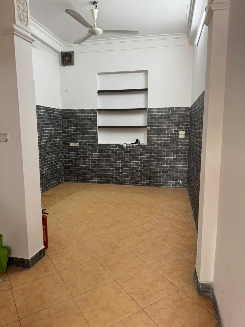 Cho thuê nhà mặt đường 19/5, tiện kinh doanh, văn quán 35m2 x 5 tầng - Ảnh 2