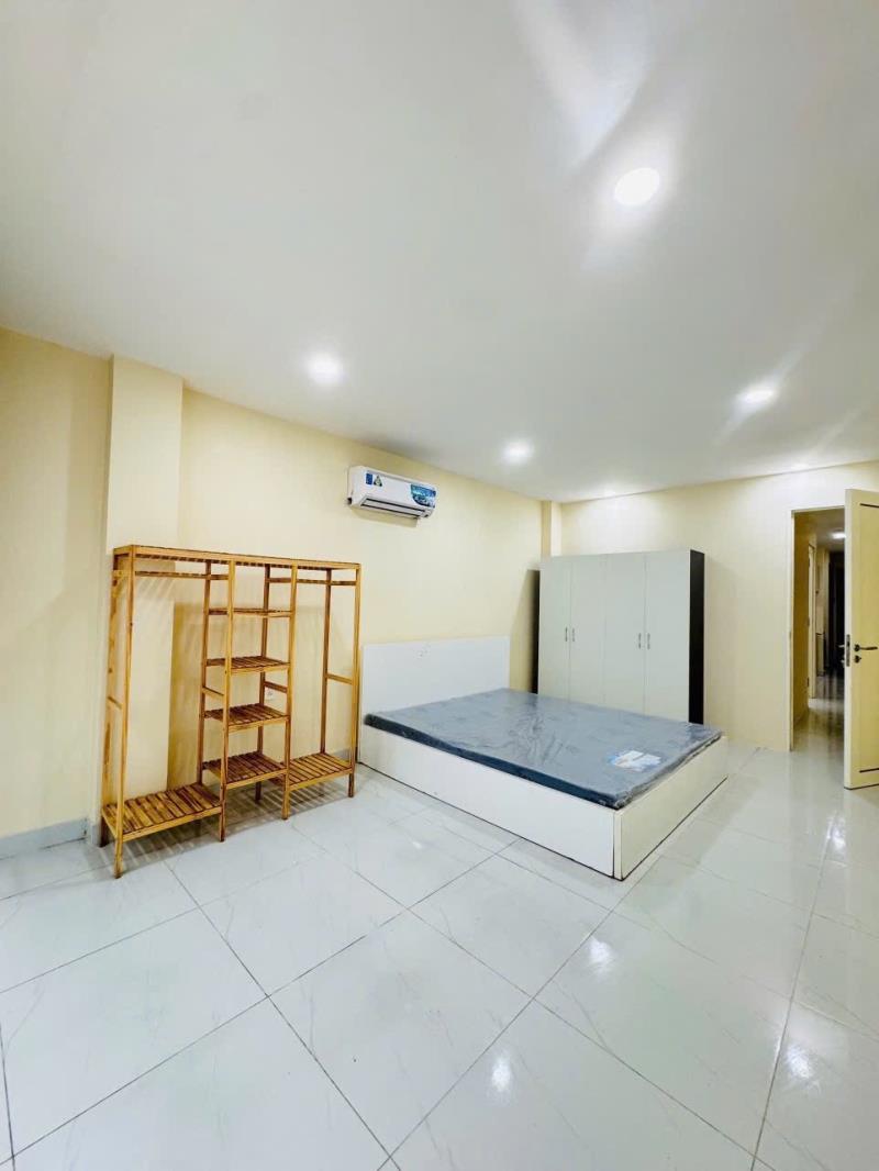 Thuê ngay căn hộ ban công mới 100% full nội thất ngay khu ẩm thực phan xích long giáp quận 1,3 khu an ninh - Ảnh 3
