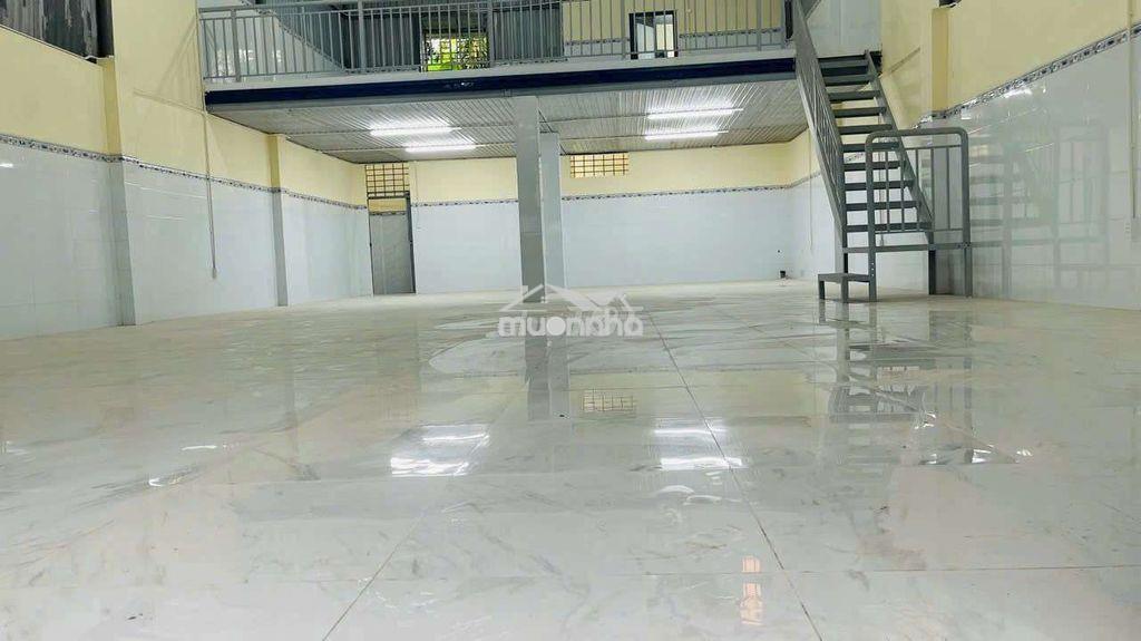 Xưởng 1/ hà huy giáp thạnh lộc quận 12 dt 10x30m có gác.giá 22tr - Ảnh 2