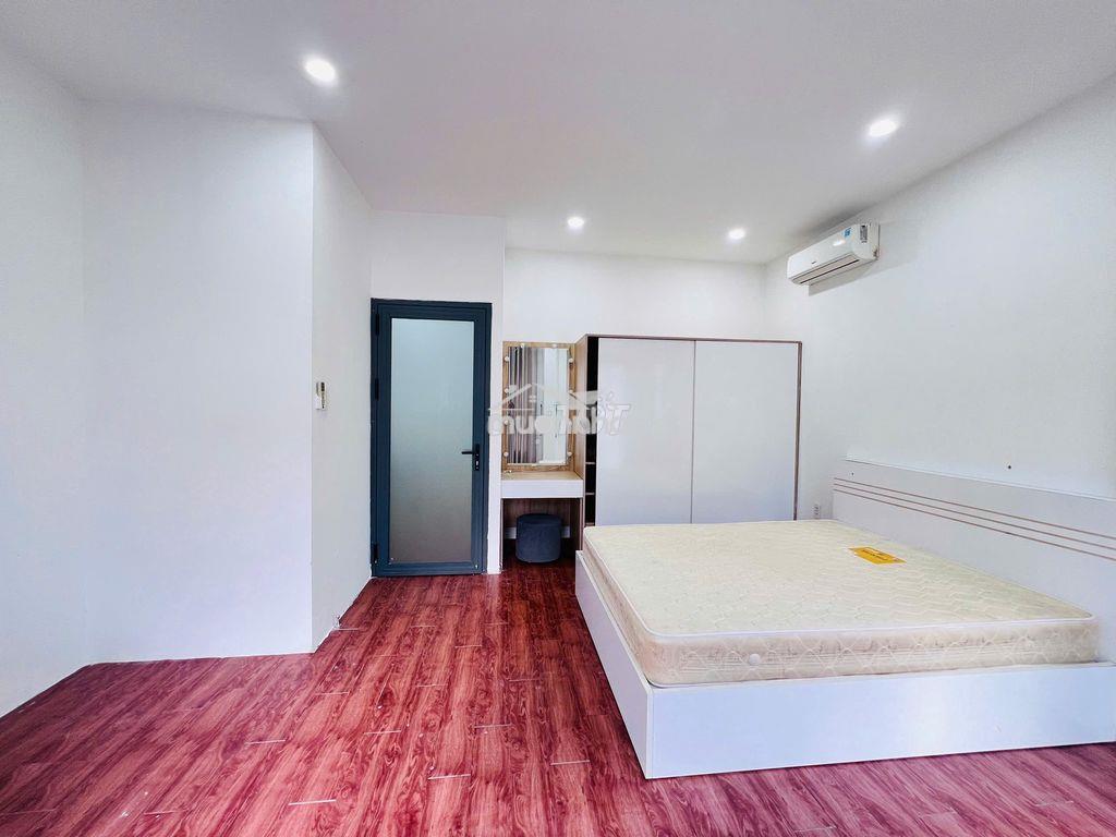 Cho thuê nhà 2 mặt tiền đầy đủ nội thất, 2pn 2wc ngay đại học việt đức - Ảnh 2