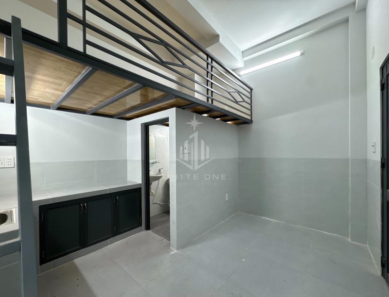 Phòng trọ duplex cửa sổ trời khu vực tân phú, gần đại học văn hiến, công thương, phù hợp cho sinh viên ở 2-3 người