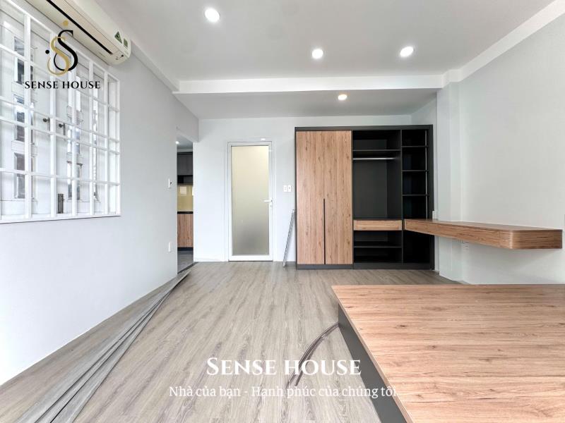 Penthouse 1pn | có sân vườn | full nội thất | thang máy tận phòng | rộng 50m2 - Ảnh 2