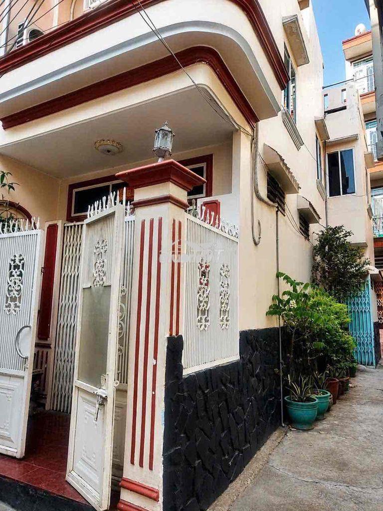 Bán nhà 3 tầng sát mặt tiền nguyễn duy p9. q8
