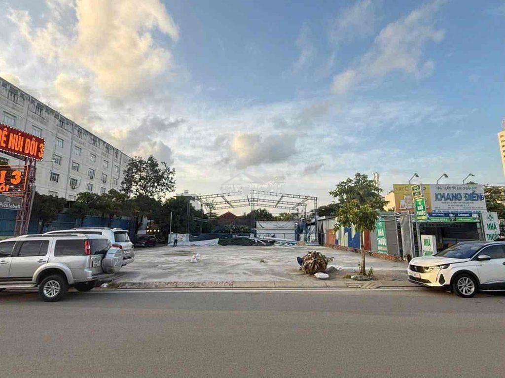 Cho thuê 2000m2 nhà và đất mt song hành ngay ngã tư thủ đức - 3