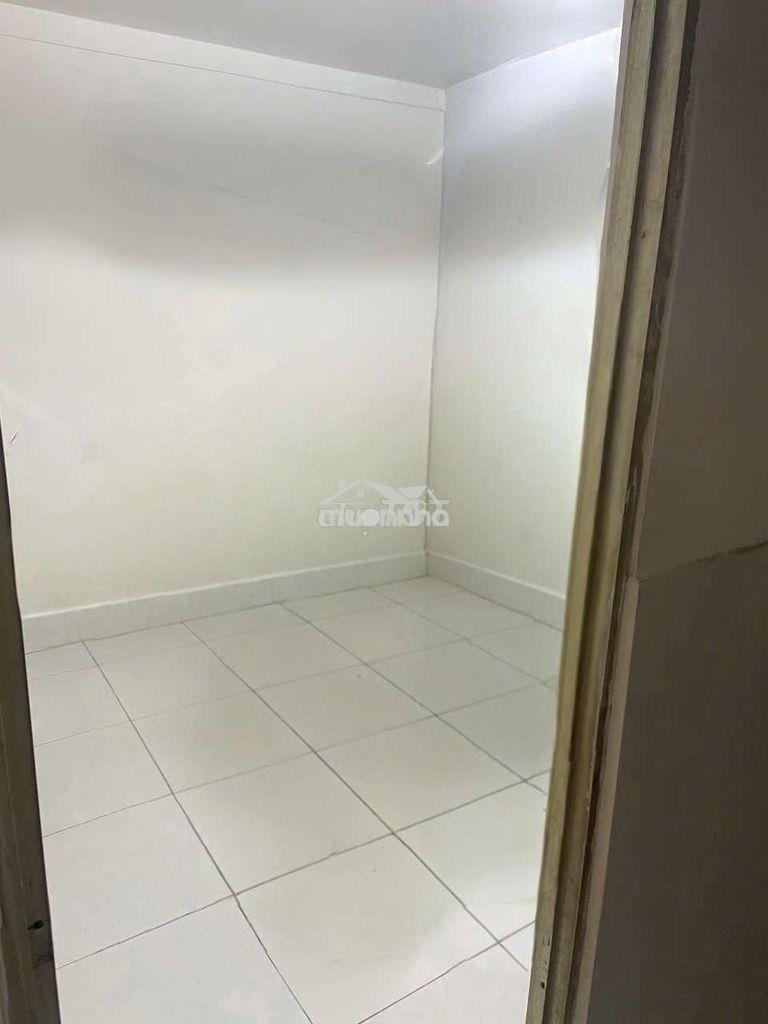 Cho thuê nhà hẻm xe tải 4,5x 14 1lửng 2pn 2wc - Ảnh 3