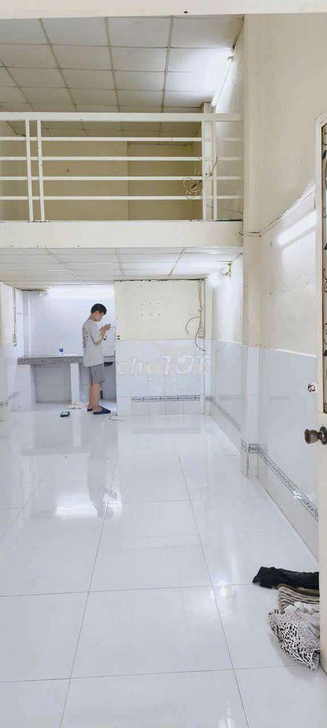Cho thuê nhà nguyên căn hẻm nguyễn thị xiếu, gần cầu tân thuận - 2