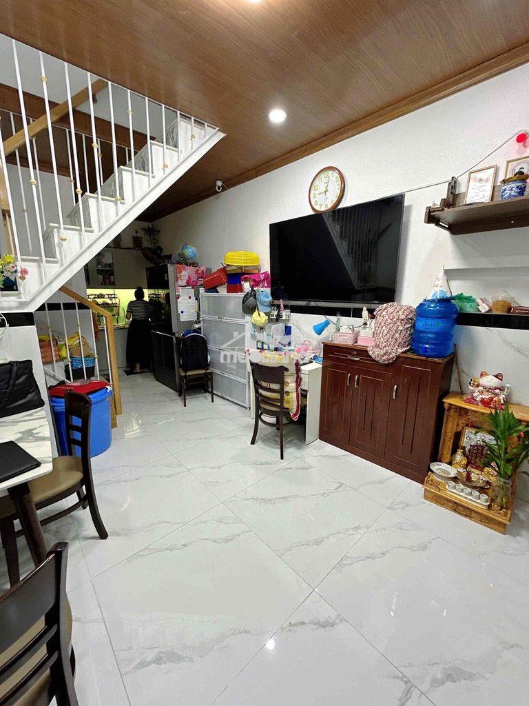 Nhà đẹp 2 tầng - tặng full nội thất - ngay hiệp bình, gigamall - 2.95t