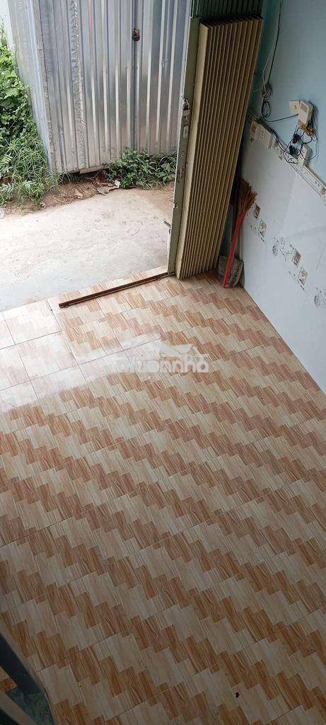 Cho thuê nhà nguyên căn cấp 4 có gác lửng, đủ 3-4 người,hộ gia đình ở - 2