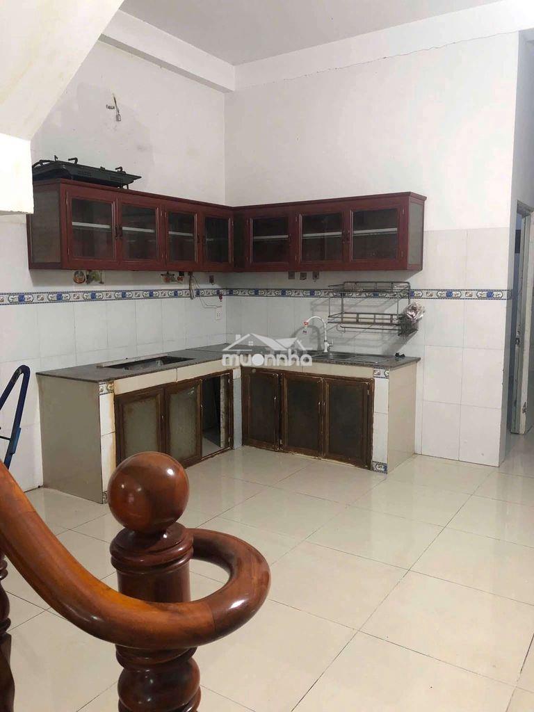 Nhà lầu gần chợ thông dụng - 3