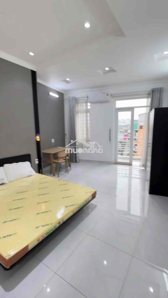 Cho thuê chdv 25m mt đường nguyễn phúc nguyên, q3 ( full nt ) có tm