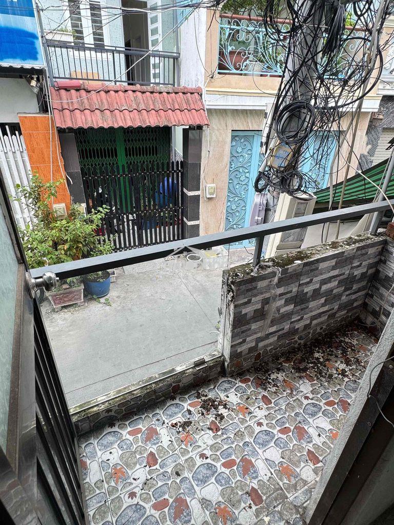 Cho thuê nhà nhỏ nguyên căn - 1 trệt - 1 gác - 1wc - ban công - 3