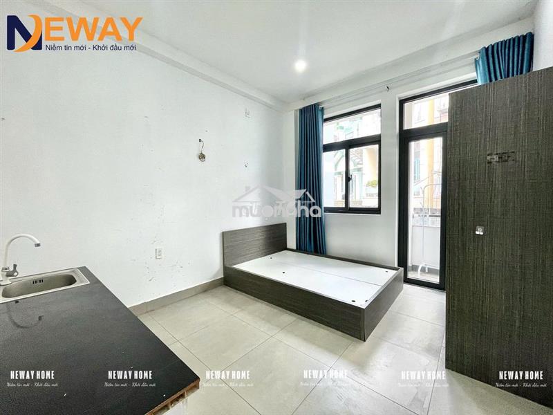 Cho thuê phòng ban công sẵn nội thất ngay trung tâm - vườn lài