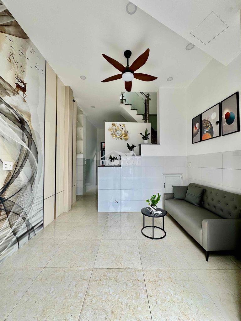 Bán nhà 336/ nguyễn văn luông, 4pn sân thượng, hẻm xe hơi, 4 tỷ nhỉnh