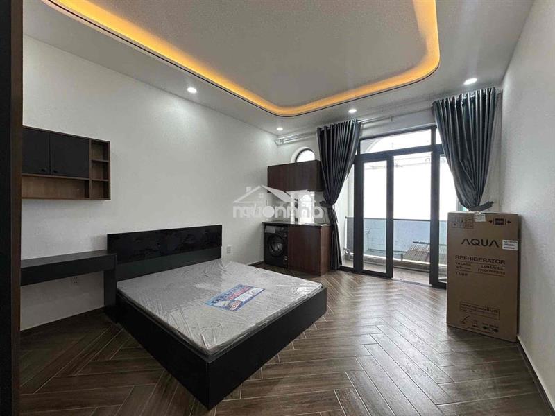 Căn hộ full nội thất - thuận tiện di chuyển - có thang máy