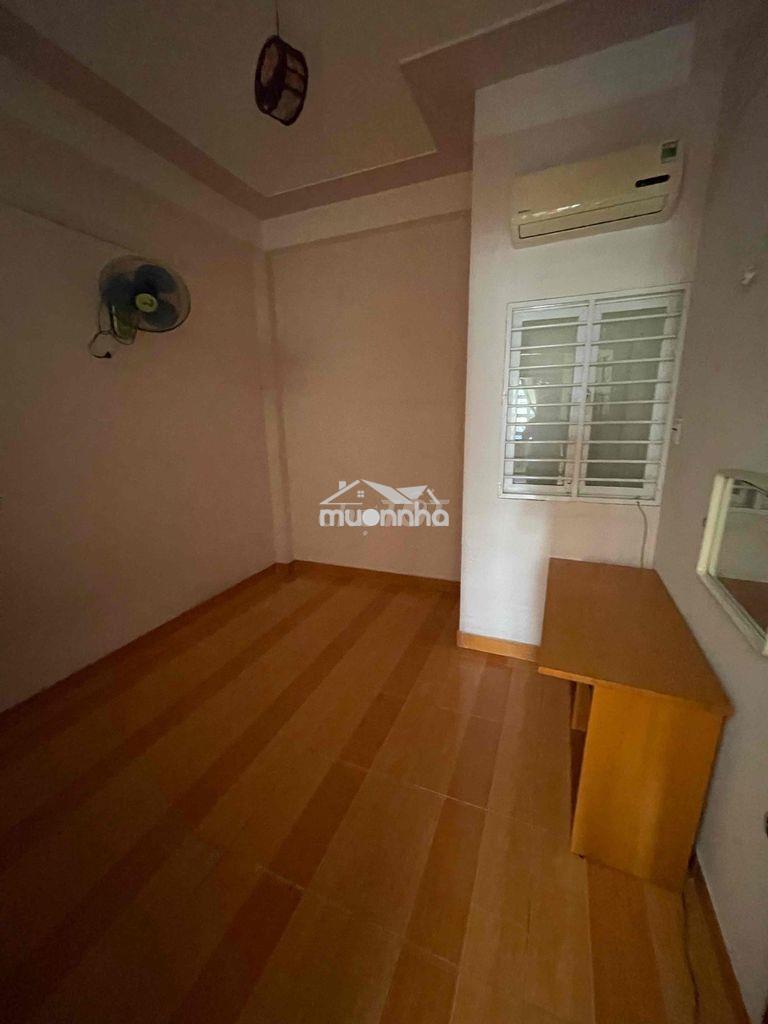 Cho thuê nhà đường đồng đen 3,3x13 1 trệt 2 lầu sân thượng full nt - 3
