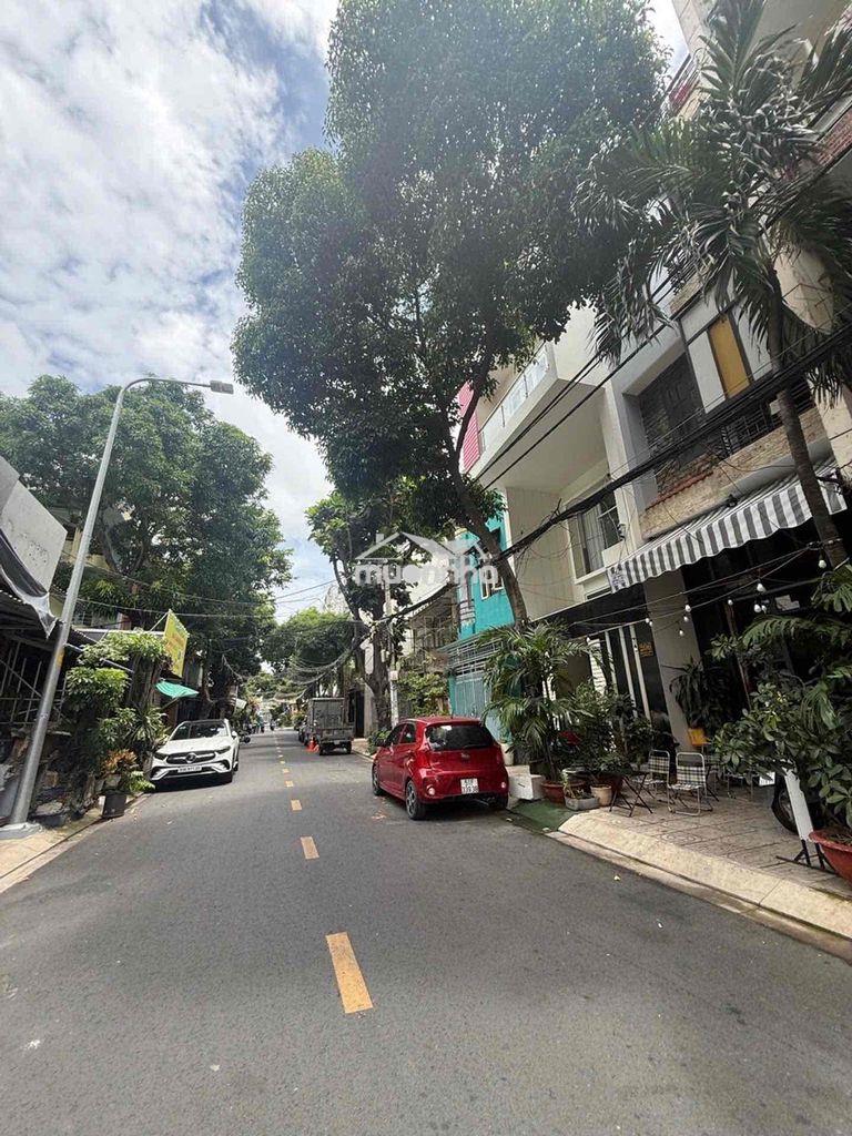 80m2 - nhỉnh 7 tỷ - hoà bình - đường 15m kd tốt - sát bên đầm sen - 2