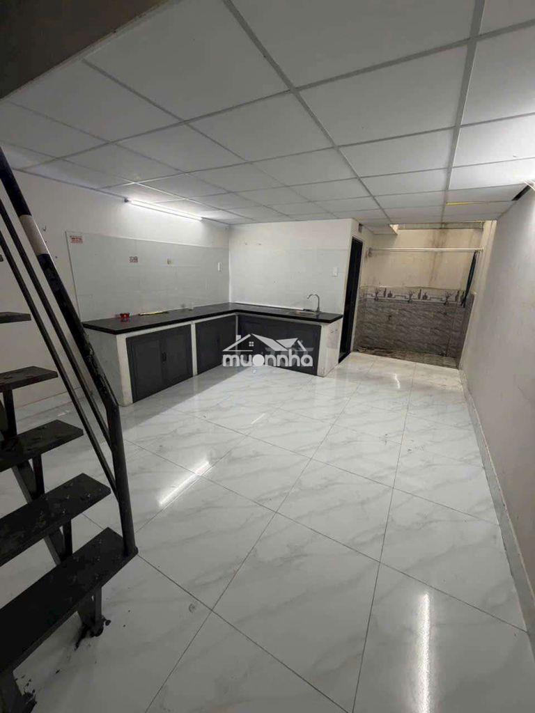 Kho xưởng q12: 4x28. gác lửng 2pn - Ảnh 2