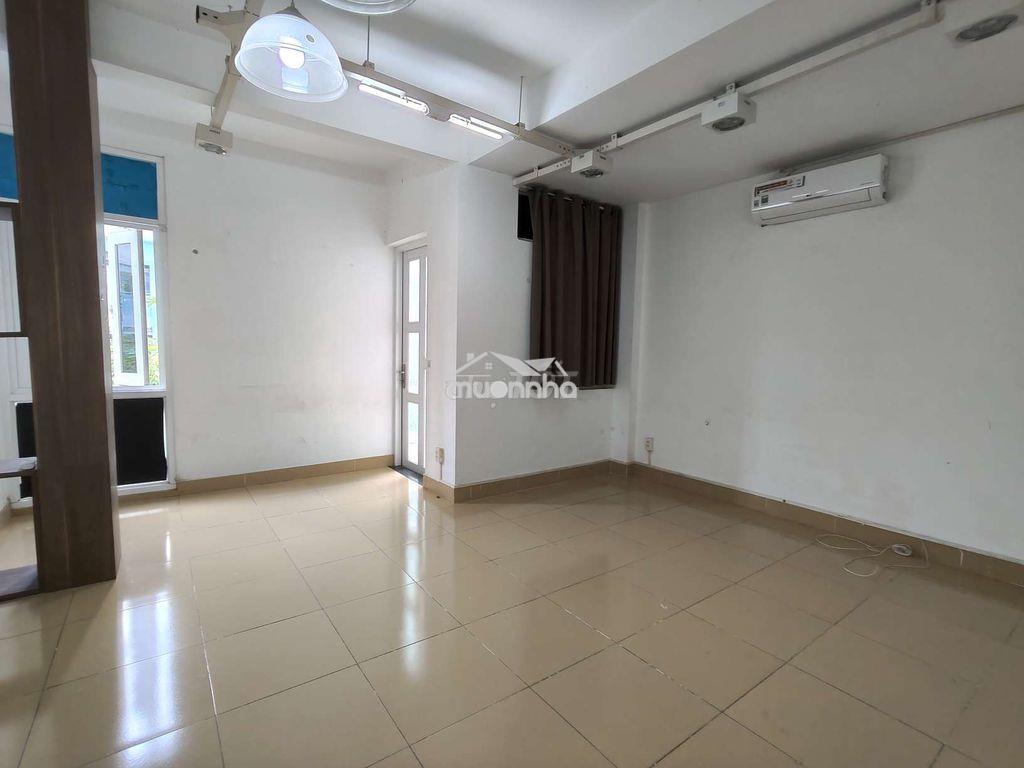 Nhà phố 4 lầu 7 phòng, dt 6x24m - Ảnh 4