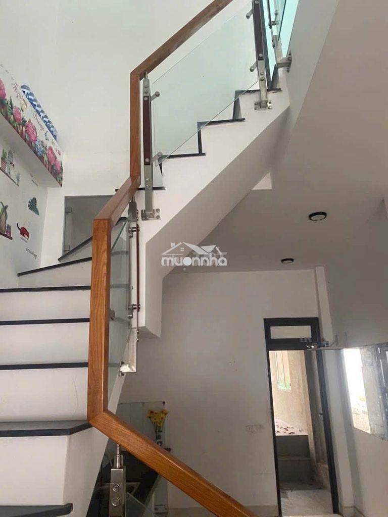 Bán nhà 1 trệt 1 lầu, 1tỷ150,2pn,đường suối lội, sổ hồng riêng - Ảnh 2