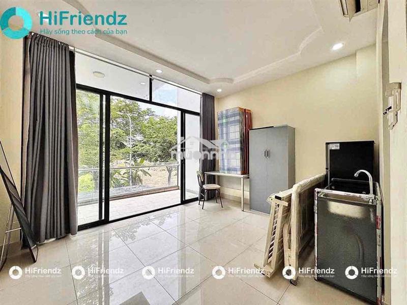 Ban công siêu đẹp - nhà mới, ở ngay | citi soho - trường umt quận 2