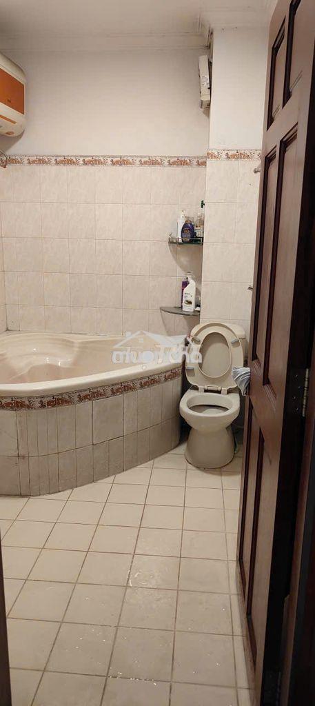 Phòng cao cấp có wc hình thật. - Ảnh 4
