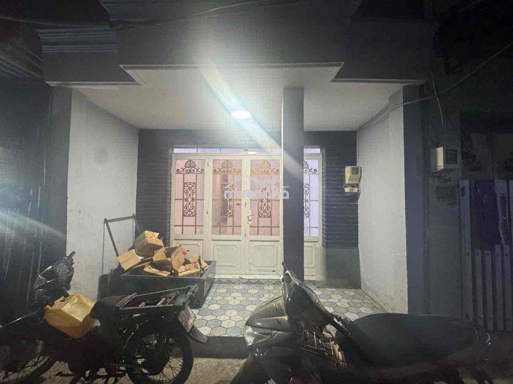 Nhà giá rẻ, nhà giá bình dân, nhà cho vợ chồng trẻ, nhà cho người thap - Ảnh 2