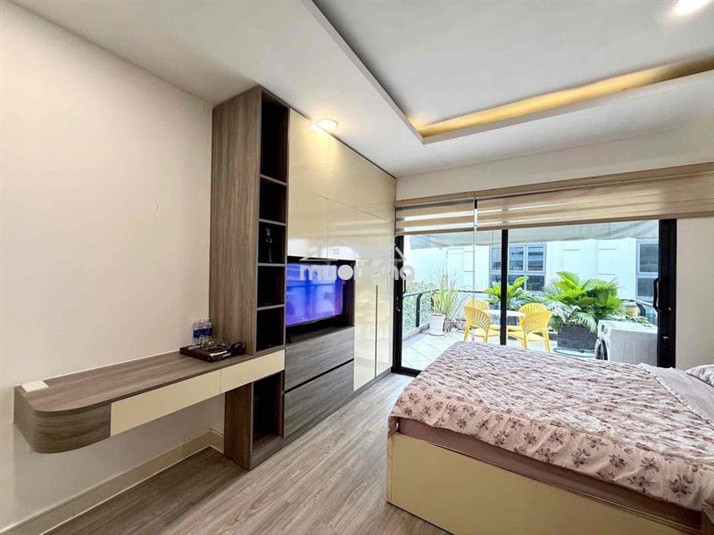 Phòng ban công ngay bắc hải q10