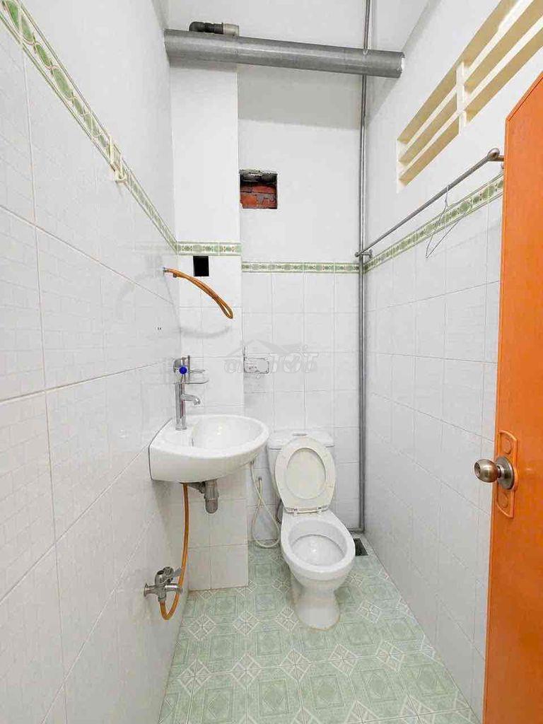 Cho thuê nguyên căn 7 triệu 2 pn