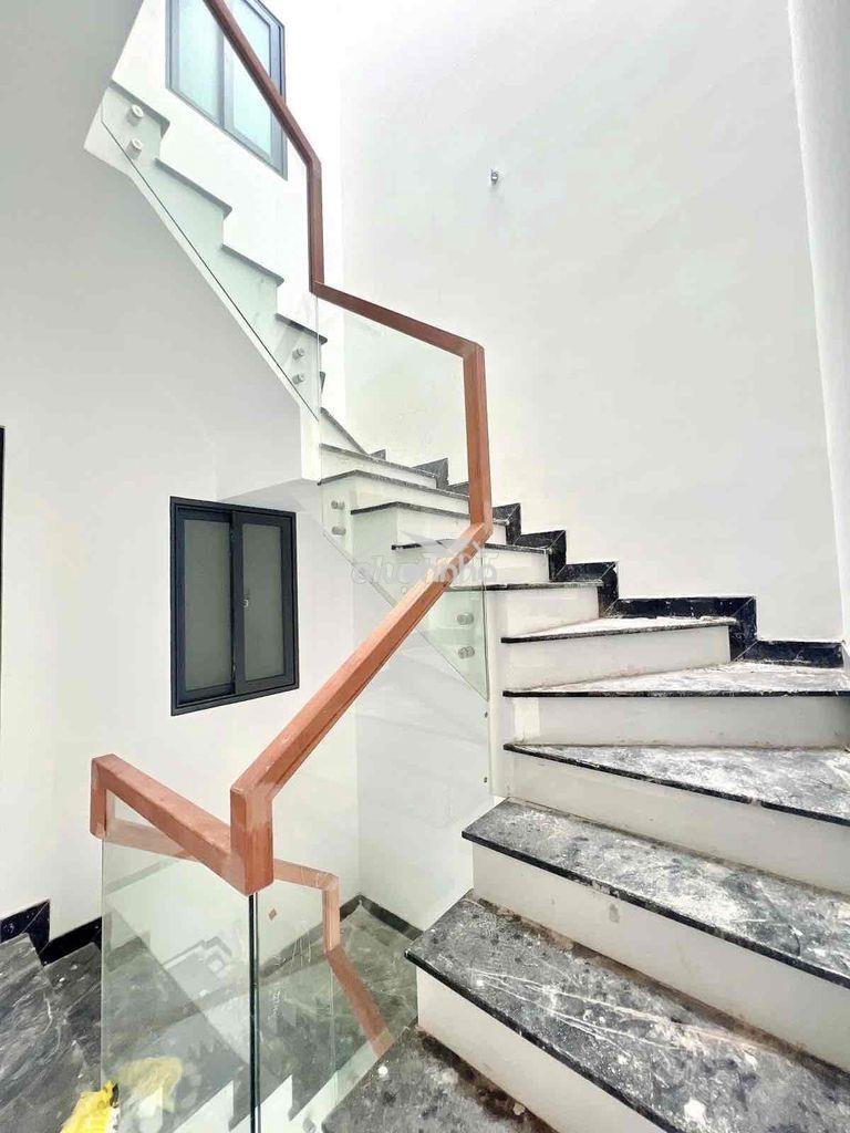 Chính chủ bán nhà thủ đức nhỉnh 4 tỷ 4 tầng 4 phòng ngủ hẽm xe hơi - 3