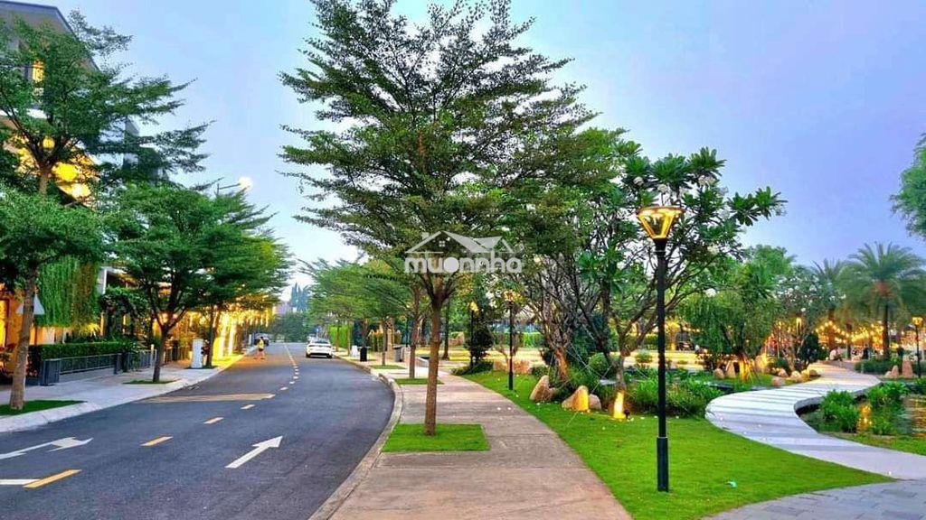 Nhà phố the standard ( 2 suất nội bộ cdt )  - 2