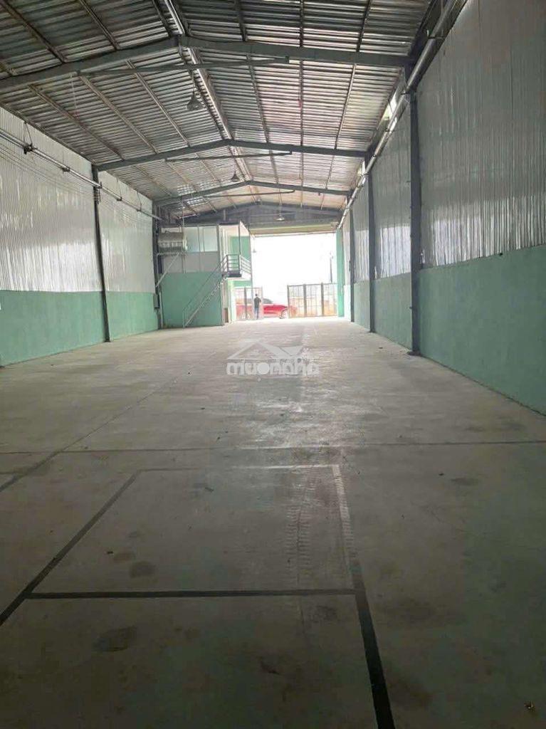 Cho thuê 500m2 xưởng khánh bình giá 20 tr/ tháng