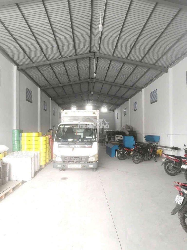 Cho thuê xưởng 300m/22tr có điện 3 pha đường xe cont thuận an