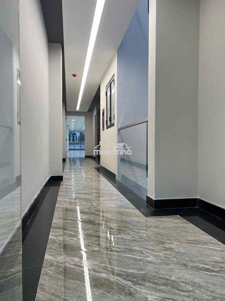 Văn phòng gần sân bay 70m2 - miễn phí quản lý - hầm xe tm bảo vệ … - Ảnh 2