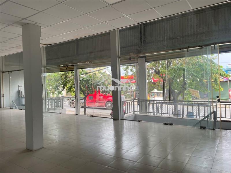 Cho thuê mb 15 x 10m, hầm + trệt + lững, mới, 35tr