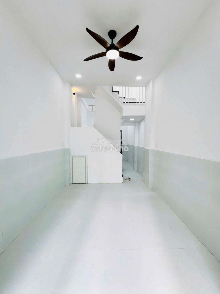 🏡 Bán nhà mới hẻm 361 đường bình đông p15 q8
- 3