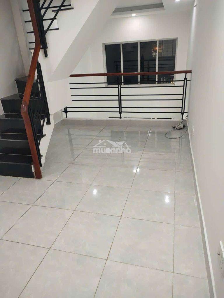 Nhà 30m2 x 3 tầng cần bán nhanh lê văn lương nhà bè. - Ảnh 3