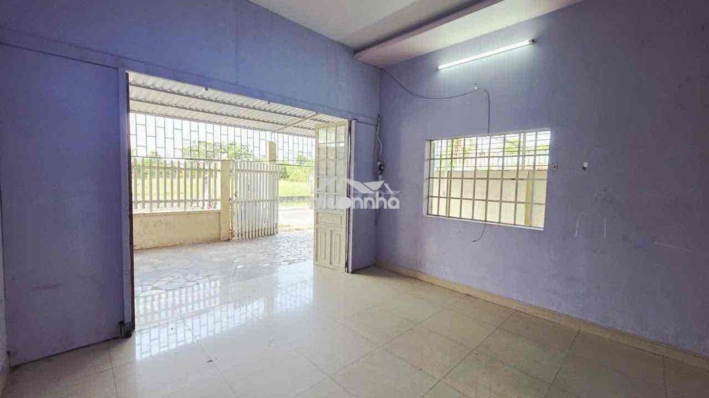 Cho thuê nhà trệt lầu gần hội trường đông hoà - 4