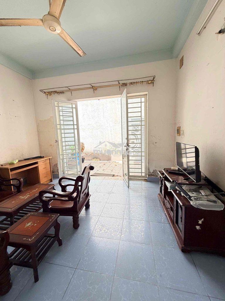 Nhà 3 tầng 268m2 nở hậu tách được 2 sổ đường oto ngay mt chương dương - 2