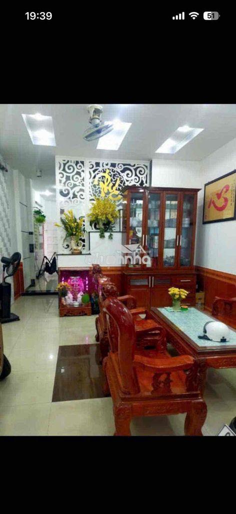 Nhà 4 phòng ngủ 4,5x13 hùng vương. hẻm xe hơi