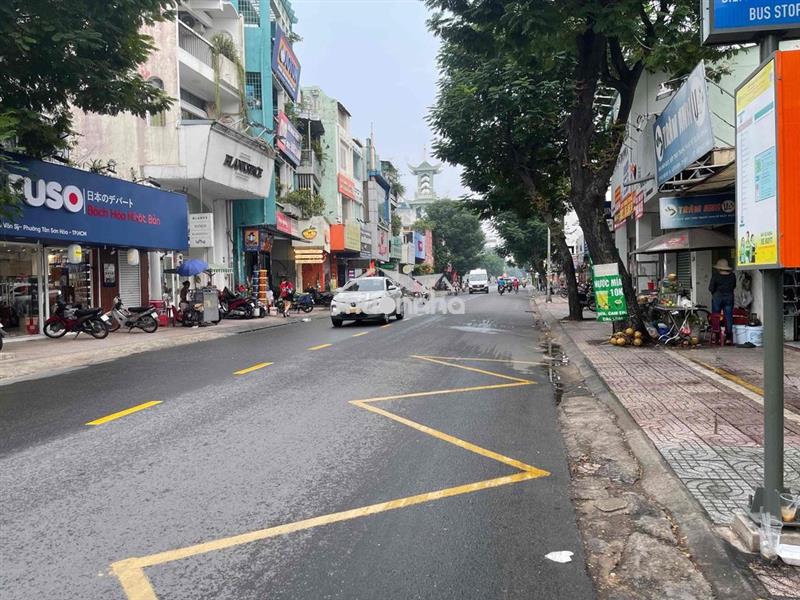 Căn hộ chung cư hiếm có  cách sân bay quốc tế tân sơn nhất chỉ 3km