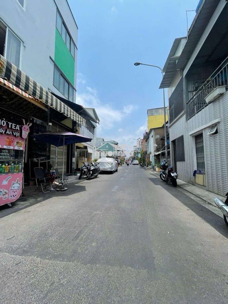 Quận 1- 3 tầng cho thuê đầy đủ nội thất , xe hơi đậu cửa - 2