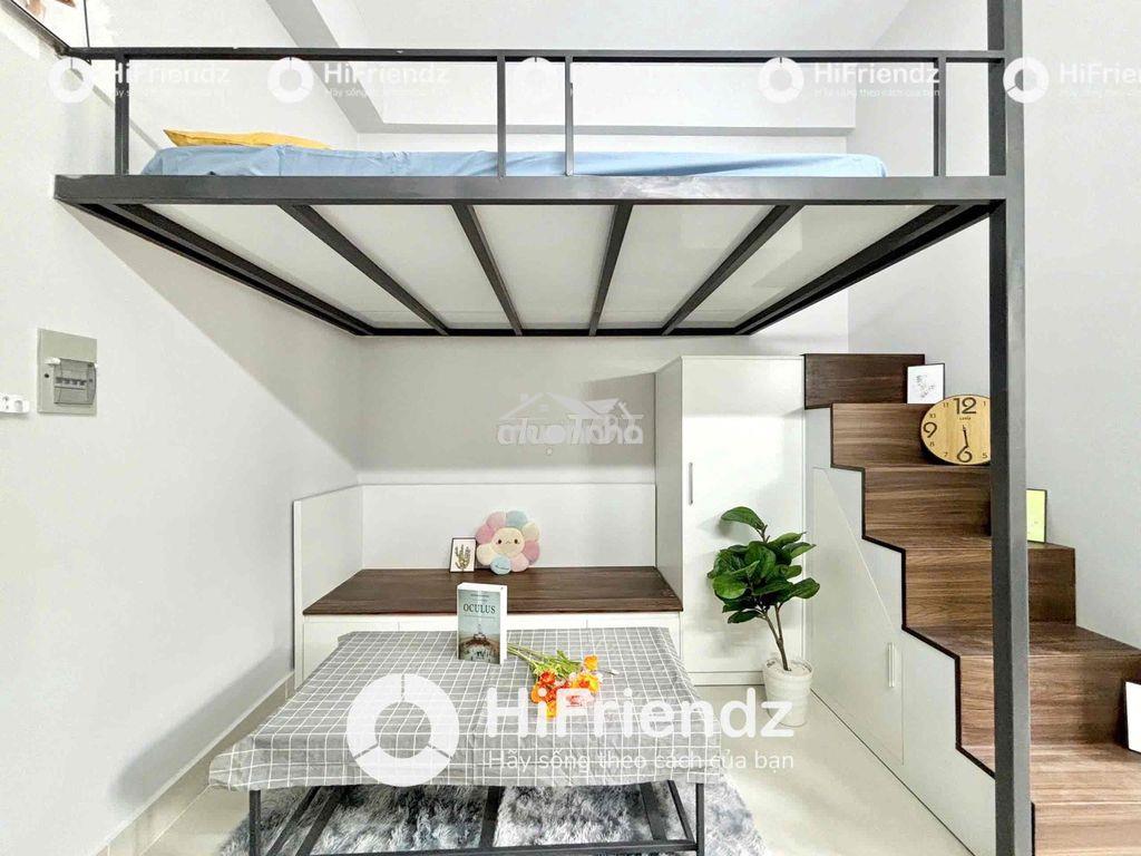Phòng duplex cực sang trọng, có cửa sổ trời - Ảnh 2