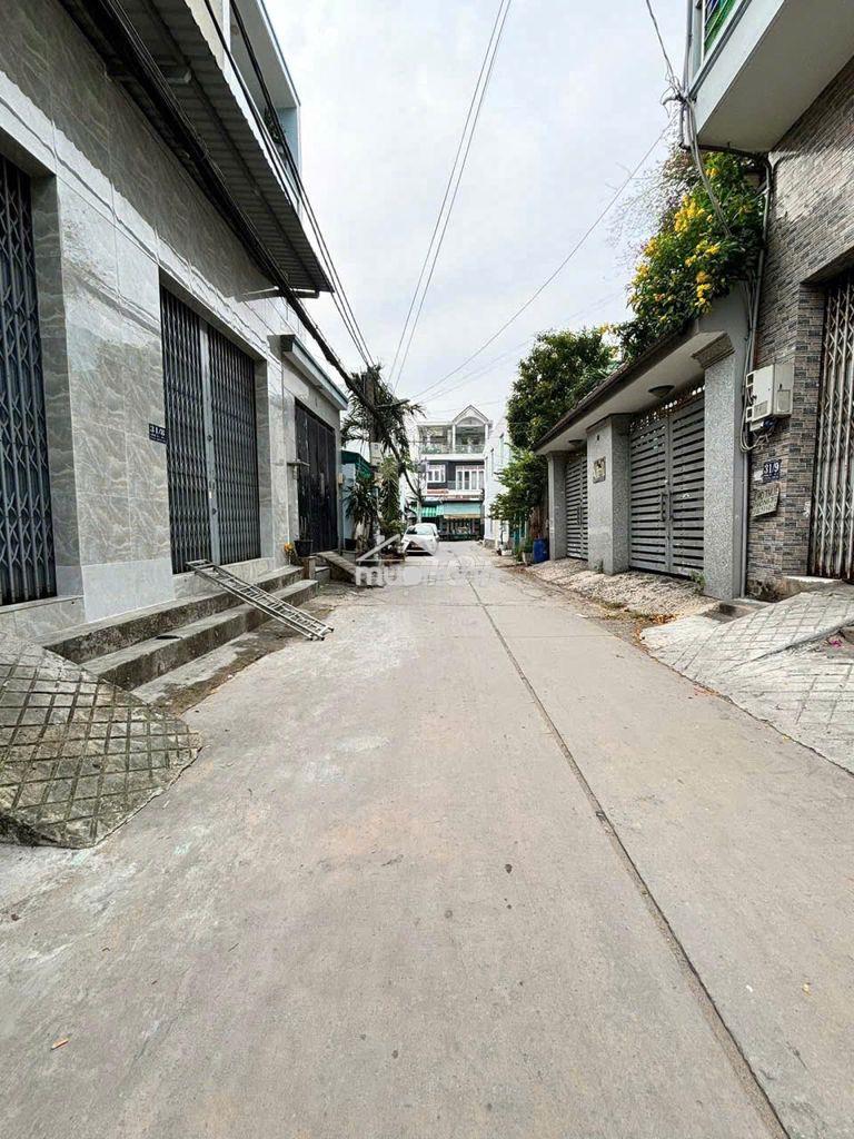 Nhà 8x20m, gác lửng ,1pn, có 3 pha , tỉnh lộ 10 giá 10tr/tháng  - Ảnh 2