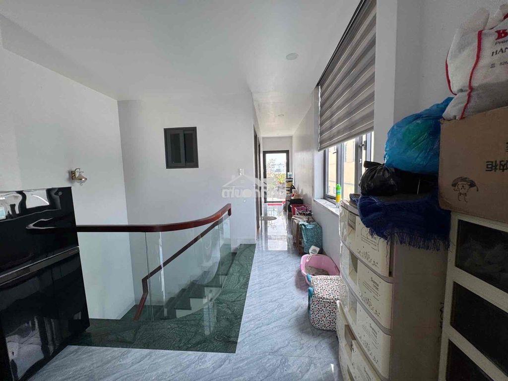 Nhà mới đẹp 4 tầng 7pn - ngay vòng xoay lê đại hành - góc 2 mặt tiền - Ảnh 4